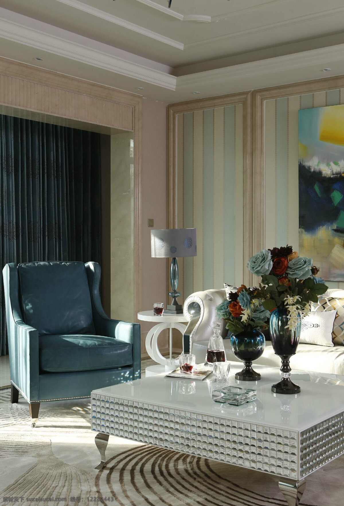 欧式 客厅 蓝灰色 单人 沙发 室内装修 效果图 客厅装修 单人沙发 白色茶几 蓝灰色窗帘
