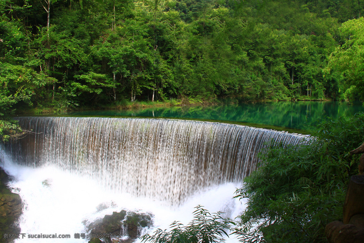 荔波山水 贵州荔波 风景名胜 世界遗产 荔波风光 大小七孔 山水风景 溪流 清澈绿篮湖水 绿树森林 峡谷水垻 截流成瀑 贵州 荔波 大小 七 孔 景区 旅游摄影 国内旅游