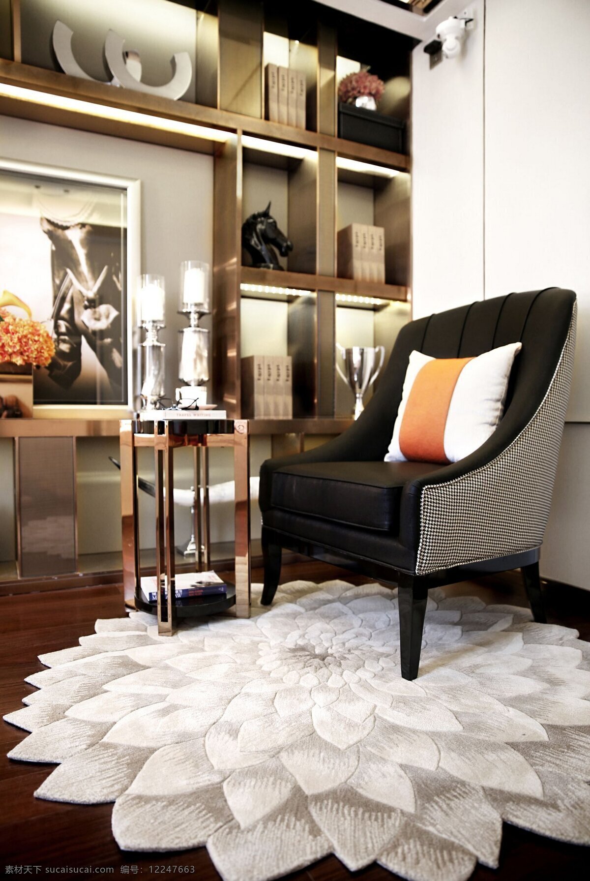 现代 时尚 客厅 花朵 装修 地板 室内装修 效果图 单人沙发椅 展示架 抱枕 客厅装修