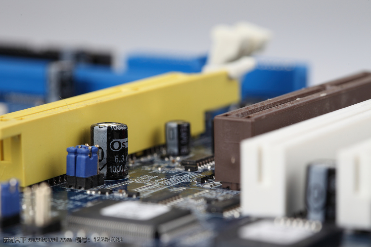 pci 插槽 工业生产 电子产品 pcb板 电路板 电容 电子元器件 显卡 主板 pci插槽 现代科技