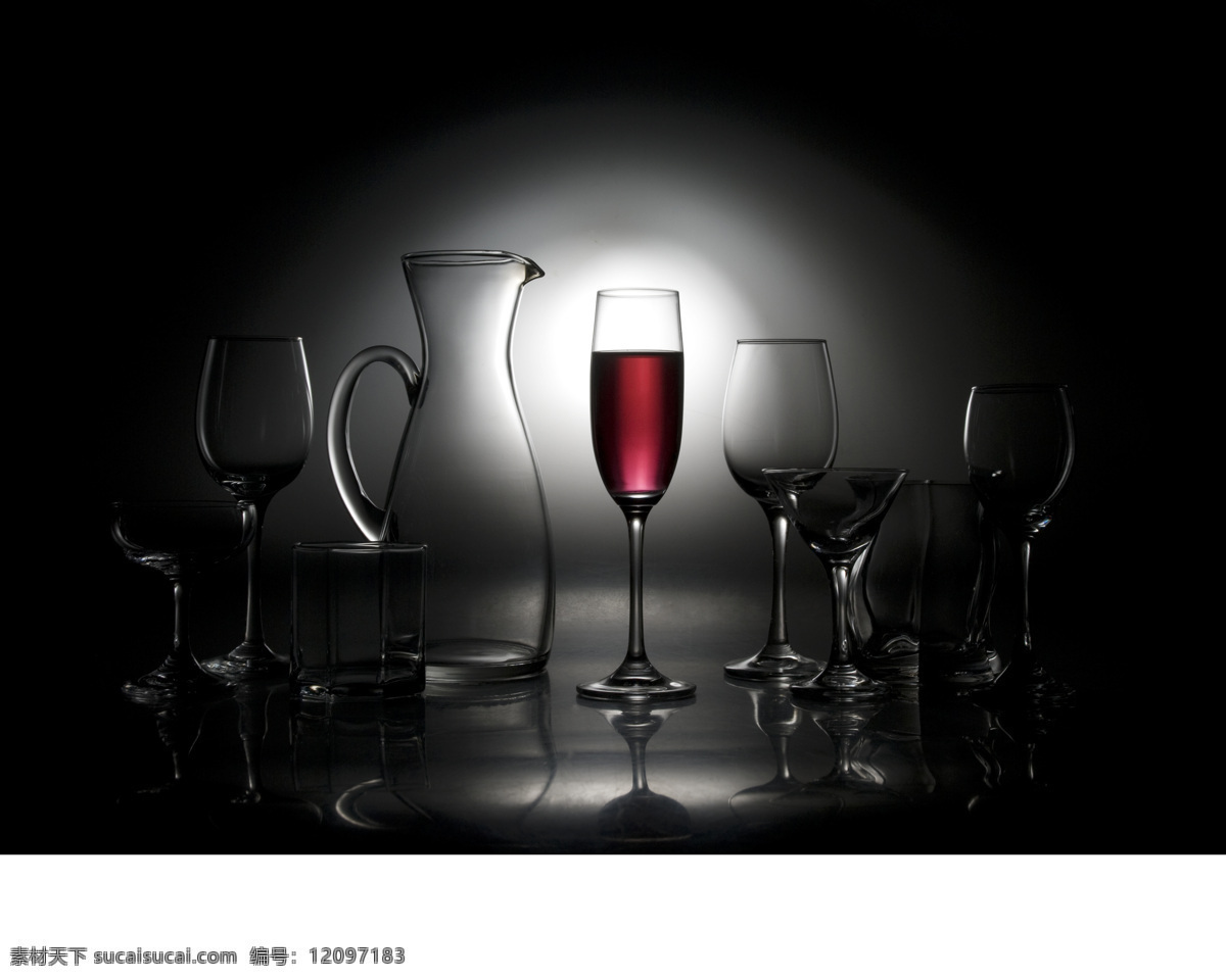 酒杯 玻璃 黑白 灰色 透明 影棚 红酒 艺术玻璃 餐具厨具 餐饮美食