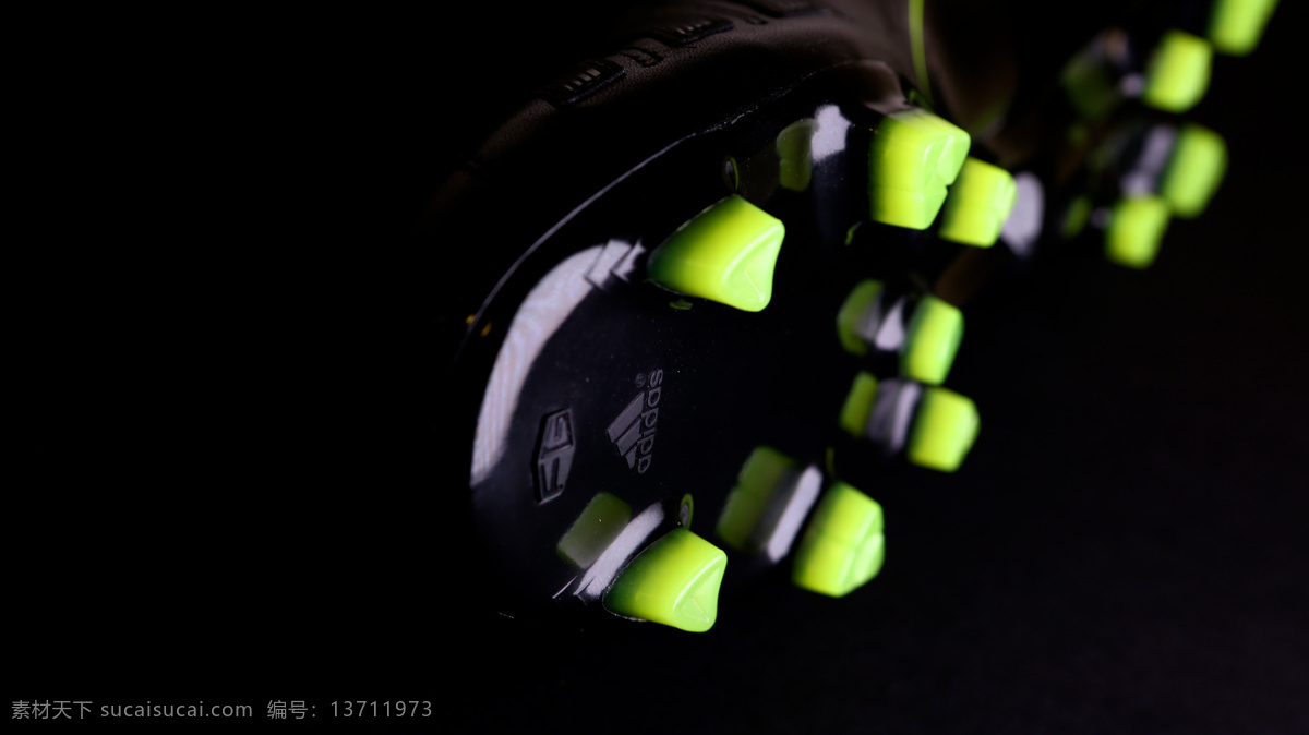 顶级 足球鞋 adidas 广告 体育运动 文化艺术 宣传 顶级足球鞋 矢量图 日常生活