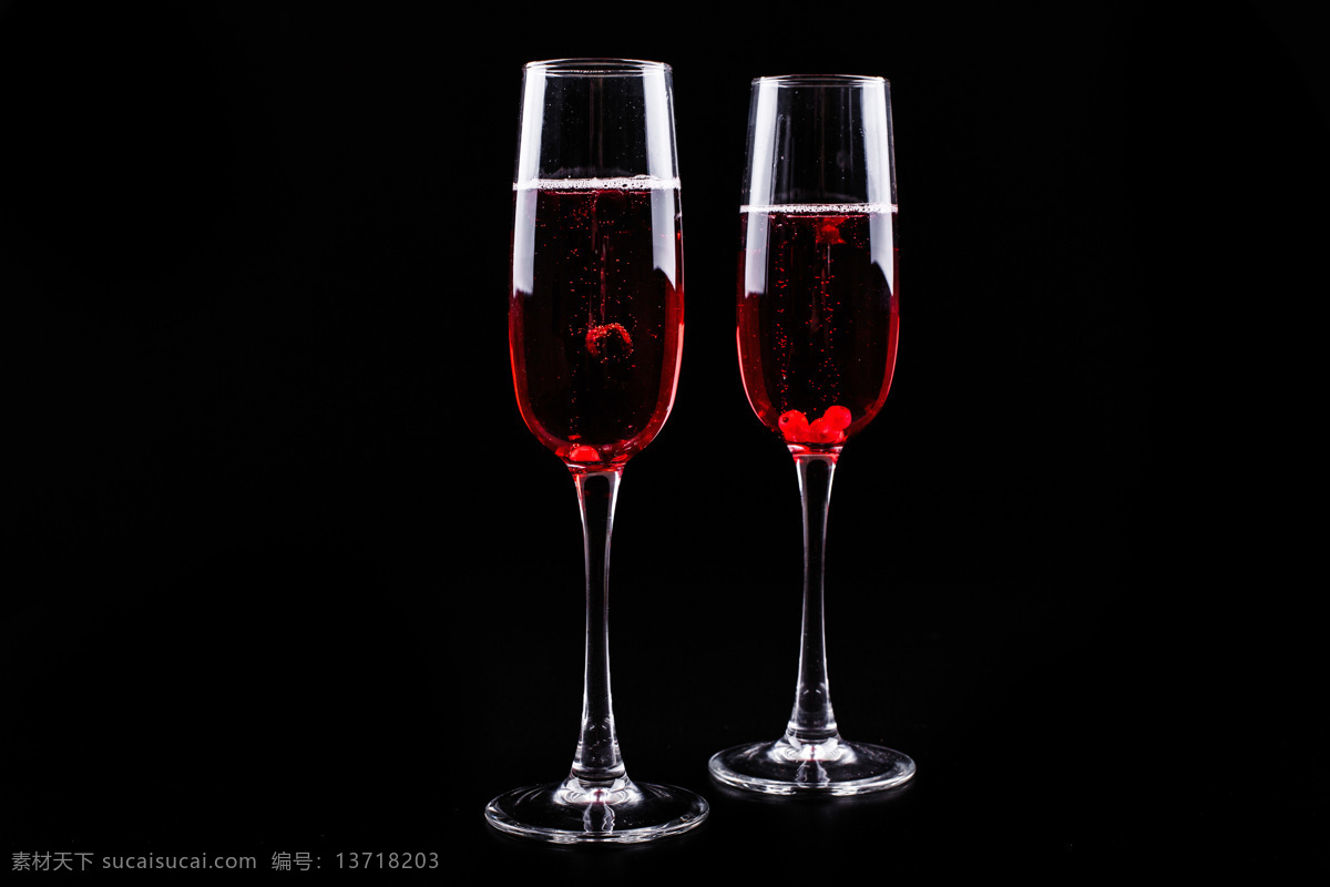 红酒杯 红酒酒杯 玻璃酒杯 高档高脚杯 高脚杯摄影 高脚杯照片 玻璃器皿 杯子 生活百科 家居生活