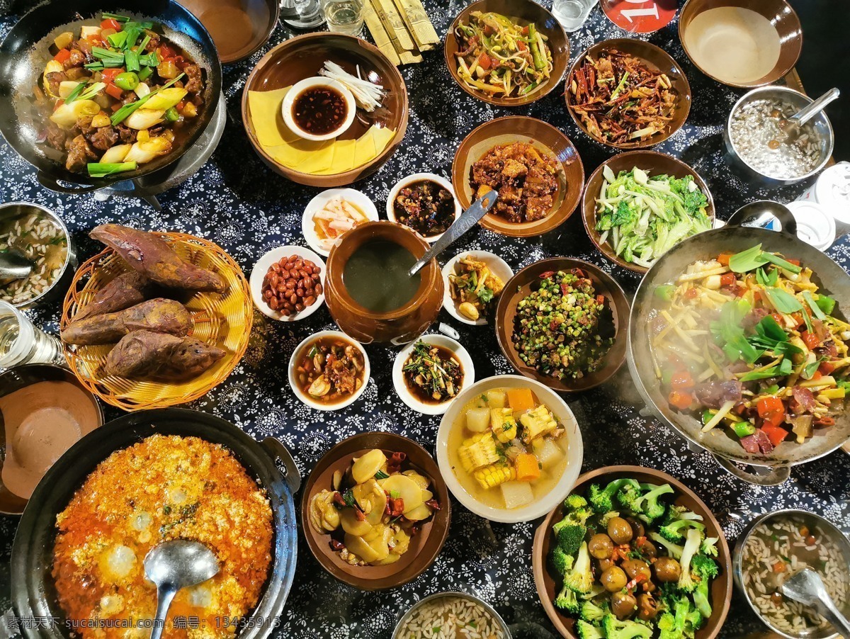 土家族美食 恩施 湖北 美食 富硒土豆 干锅 豆腐 红薯 地瓜 餐饮美食 传统美食