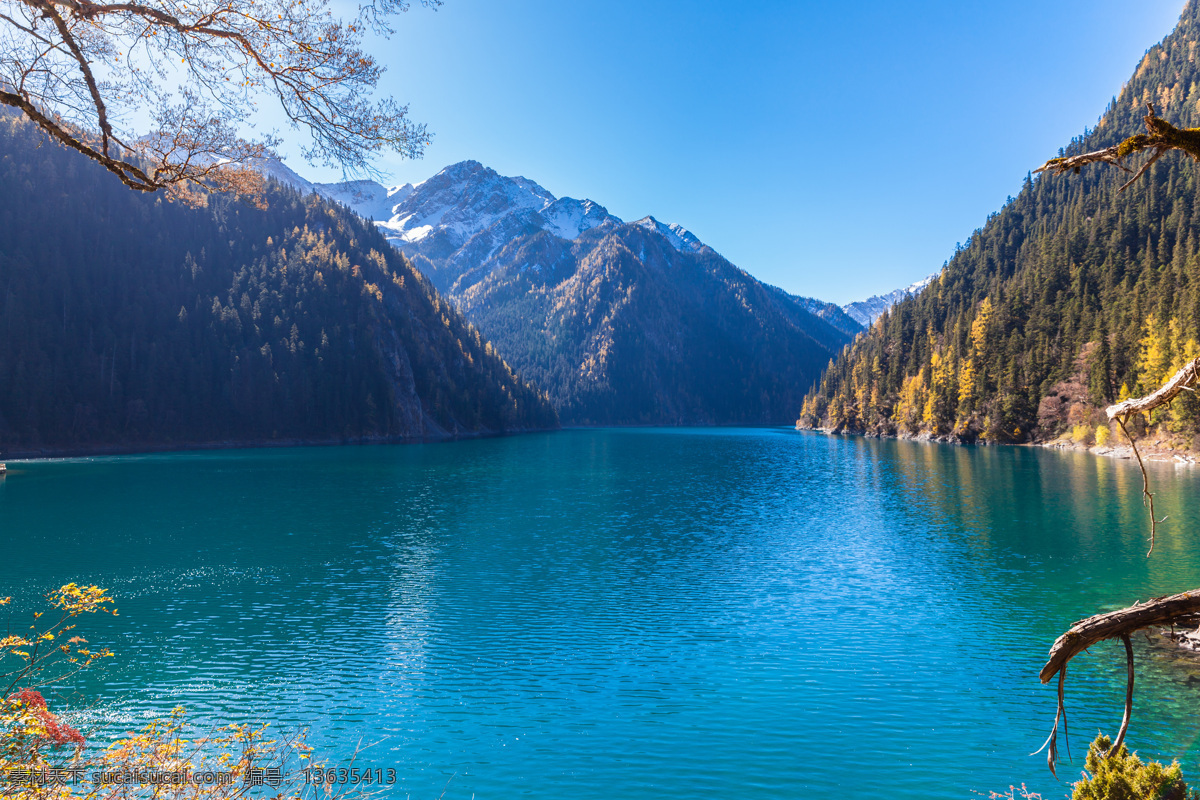 美丽 湖面 风景摄影 风景 摄影图片 湖水 山峰 雪山 湖泊风景 湖面倒影 美丽风景 美丽景色 自然风光 美景 自然风景 山水风景 风景图片