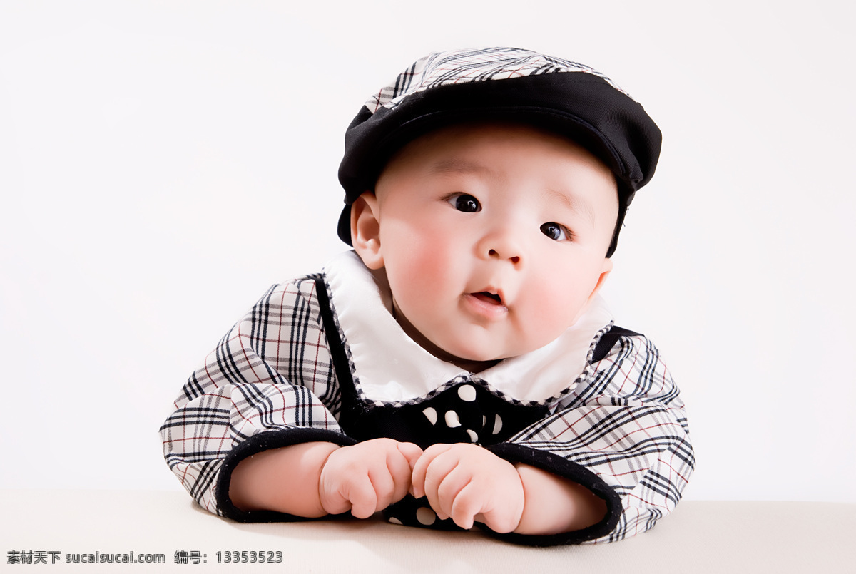 宝宝 宝宝照片 婴儿照片 婴儿写真 宝宝摄影 儿童摄影 小男孩 男孩子 婴儿 可爱 时尚 儿童幼儿 人物图库