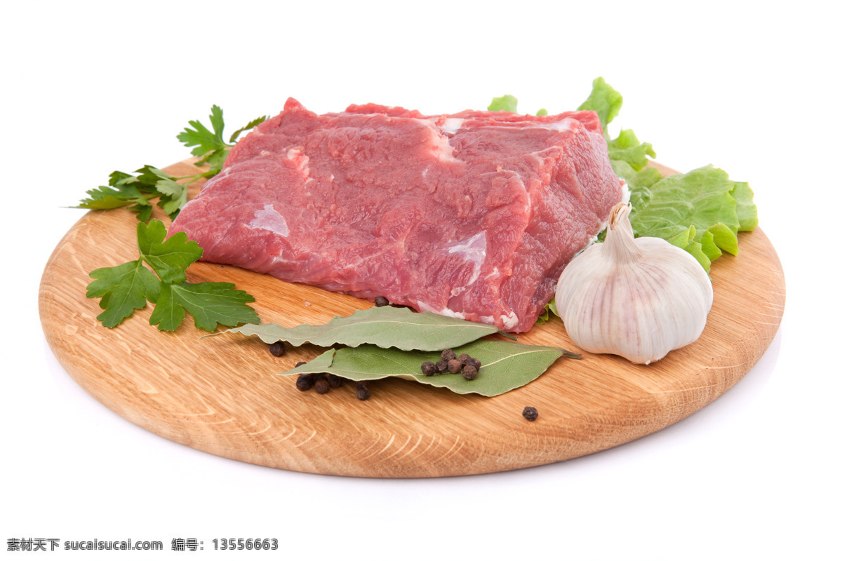 新鲜 牛肉 食 材 肉 食品 食物 食材 健康食品 美食 食物原料 香菜 大蒜美食摄影 美食图片素材 肉类 餐饮美食 美食图片