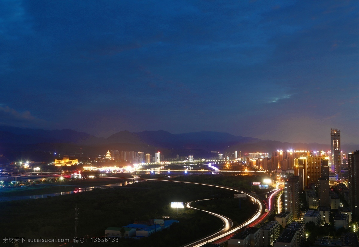 夜景 陕西宝鸡 车流 灯光 石鼓山 自然景观 山水风景