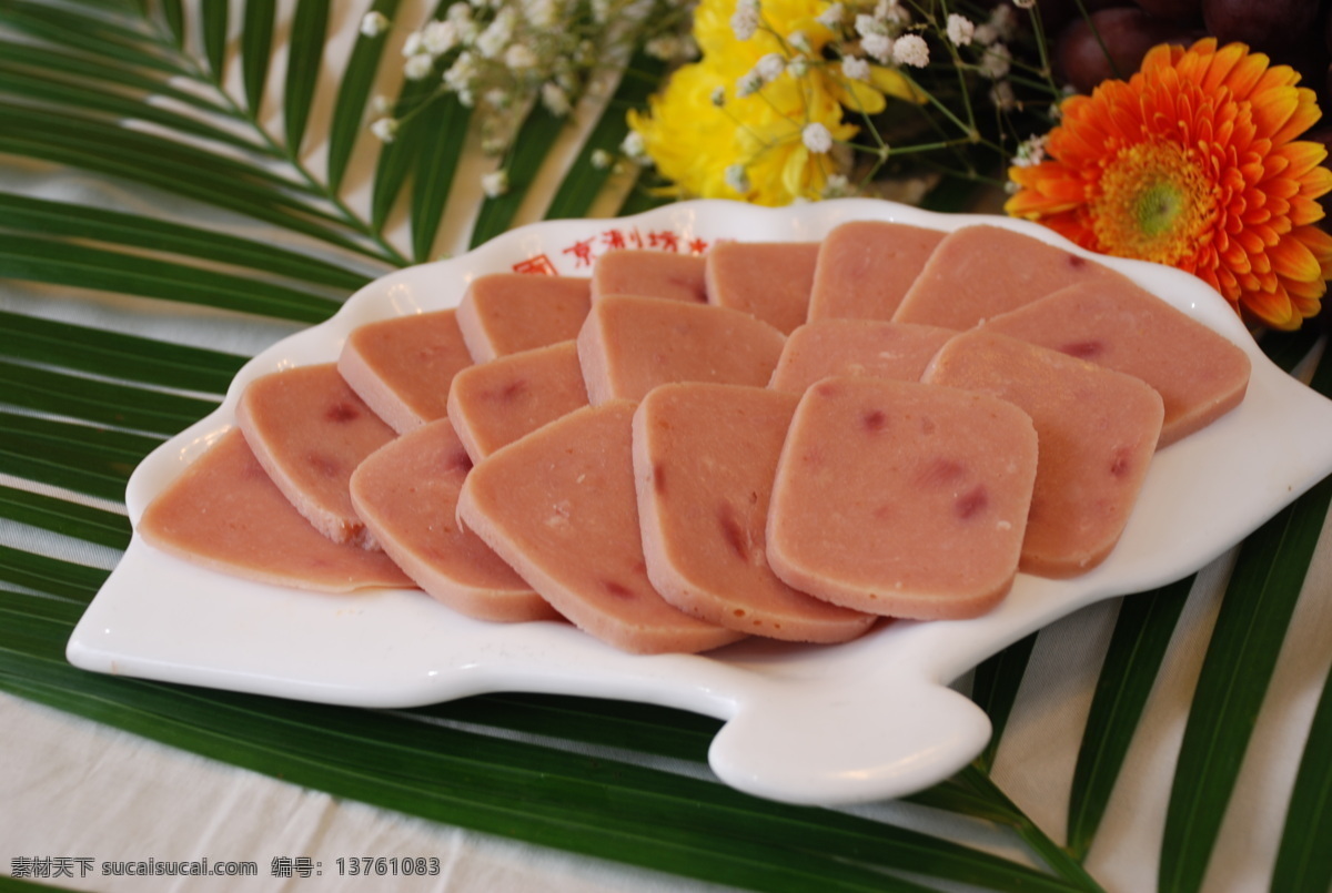 午餐肉 猪肉 火锅下料 肠 肉肠 食物原料 餐饮美食