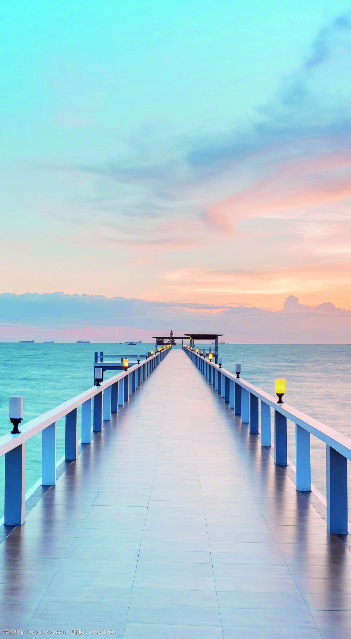 海边长廊图片 海边 长廊 围栏 度假 绿植 悠闲 夏日 景观 风景 自然景观 风景名胜 旅游摄影 自然风景