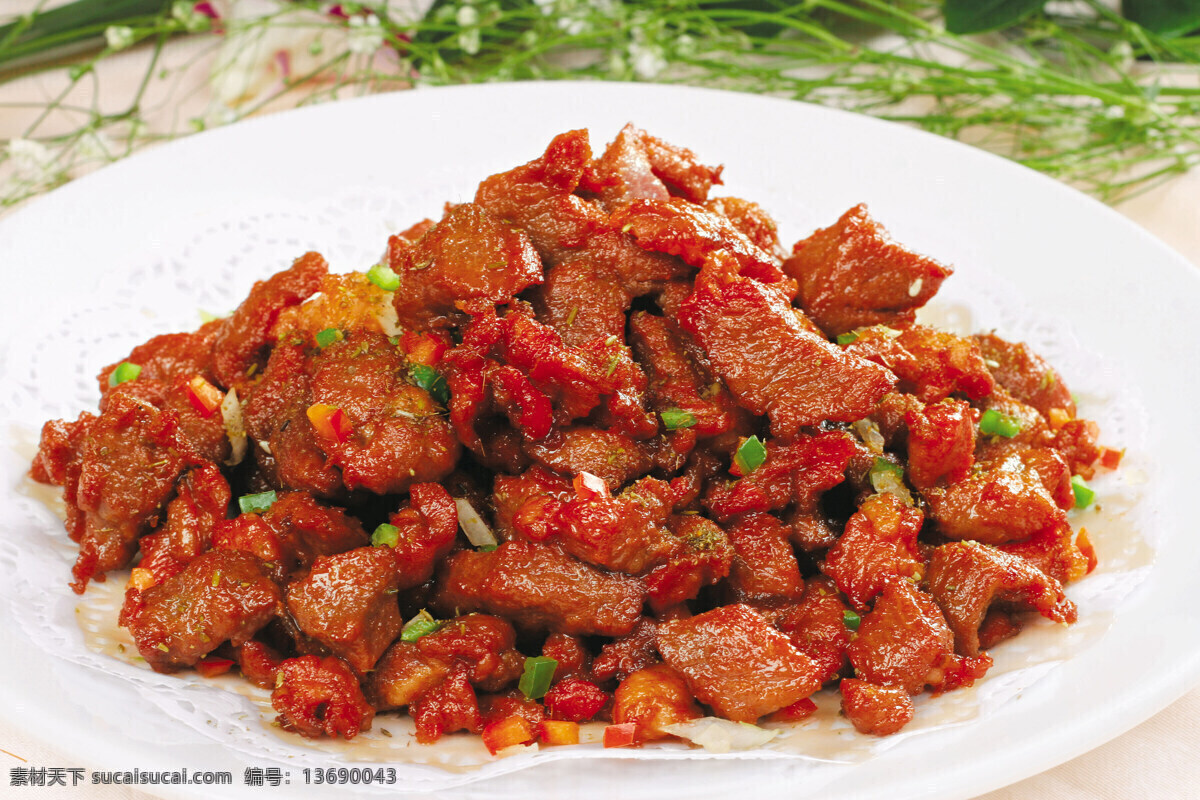 孜然羊肉 孜然羊肉粒 孜然 羊肉粒 盘子 桌布 餐饮美食 传统美食 高清菜谱用图