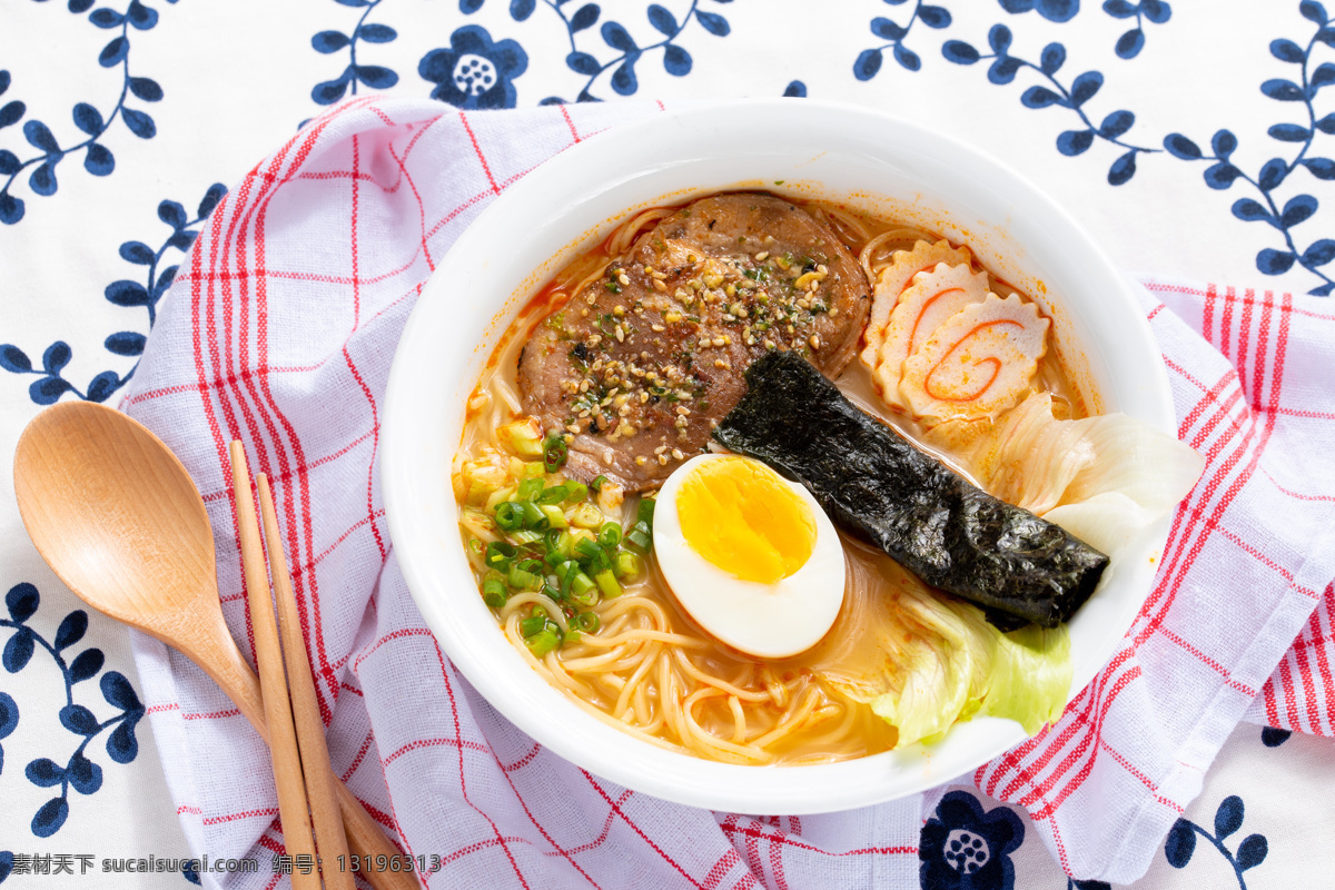 地狱拉面 乌冬面 海鲜拉面 乌冬拉面 地狱乌冬拉面 日式美食 寿司卷 日式菜 日本菜 日本料理 熟食 美食海报 美食文化 美食素材 美食图片 美食宣传 餐饮广告 特色美食 食物特写 餐饮美食