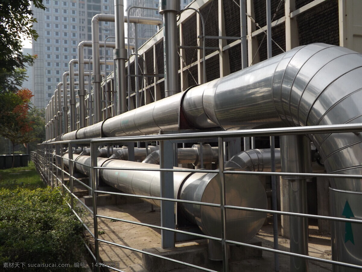 集中空调管道 管道 工厂 科技 护栏 生产 管道素材 生产素材 生产安全 工业生产 现代科技