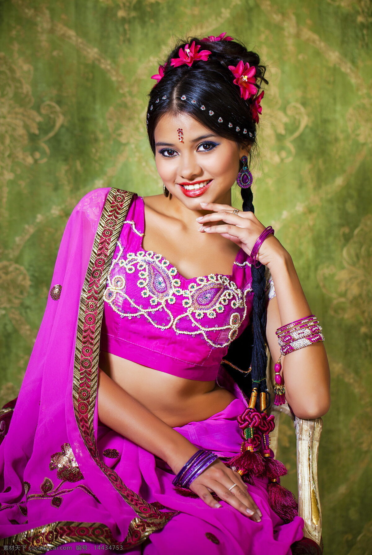 性感印度美女 性感 印度美女 性感美女 印度装 舞裙 红唇