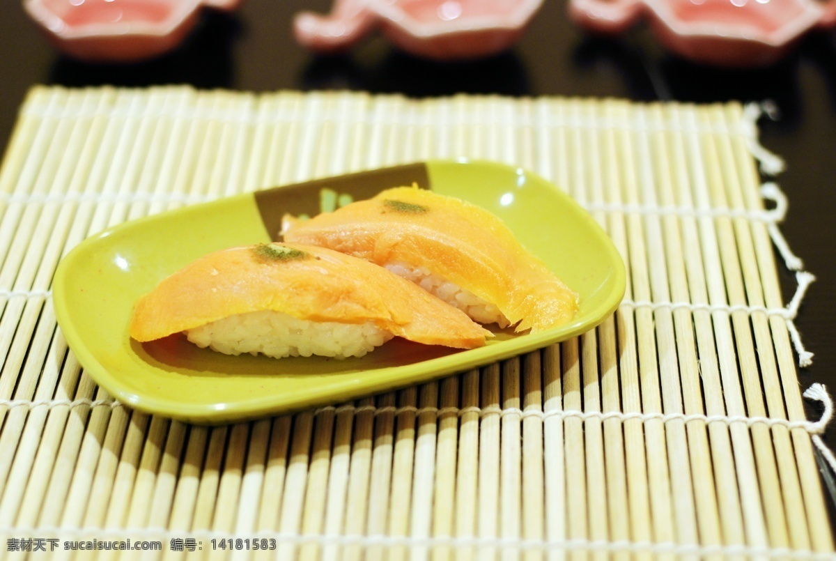 烟三文鱼寿司 食品 寿司 三文鱼 日本美食 春卷 美食 日本料理 图片专题 餐饮美食 西餐美食